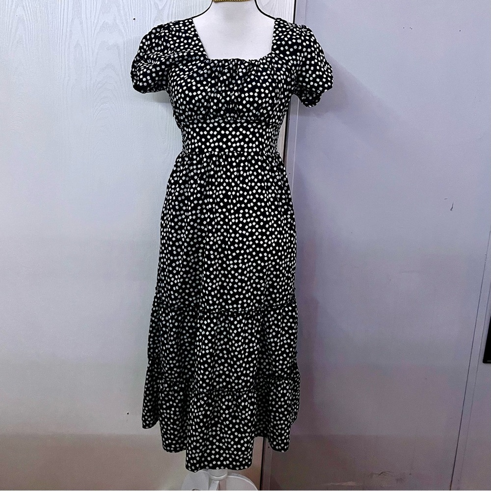 Granny 90s Style Prairie Dress
A10